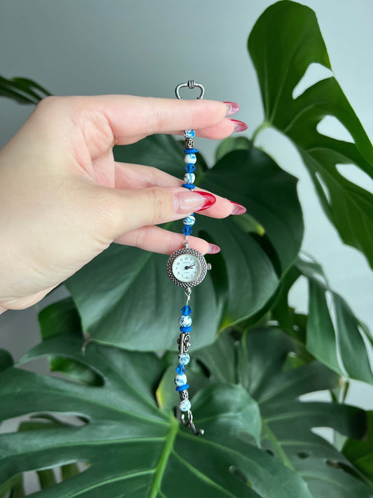 Vintage Geneva Dainty Women’s Watch | Round White Dial | Blue/White Bead Details | Silver Tone