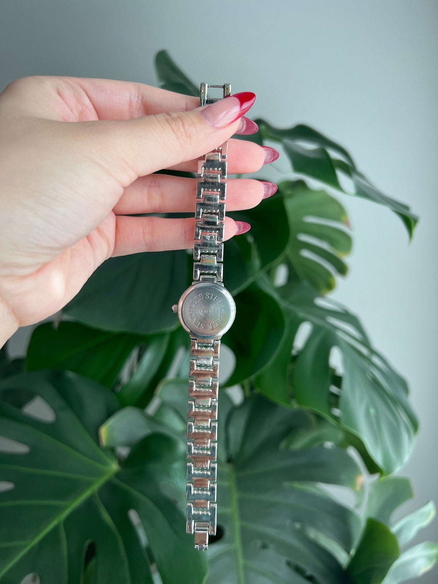 Vintage Geneva Dainty Watch | Blue Round Dial | Silver Tone