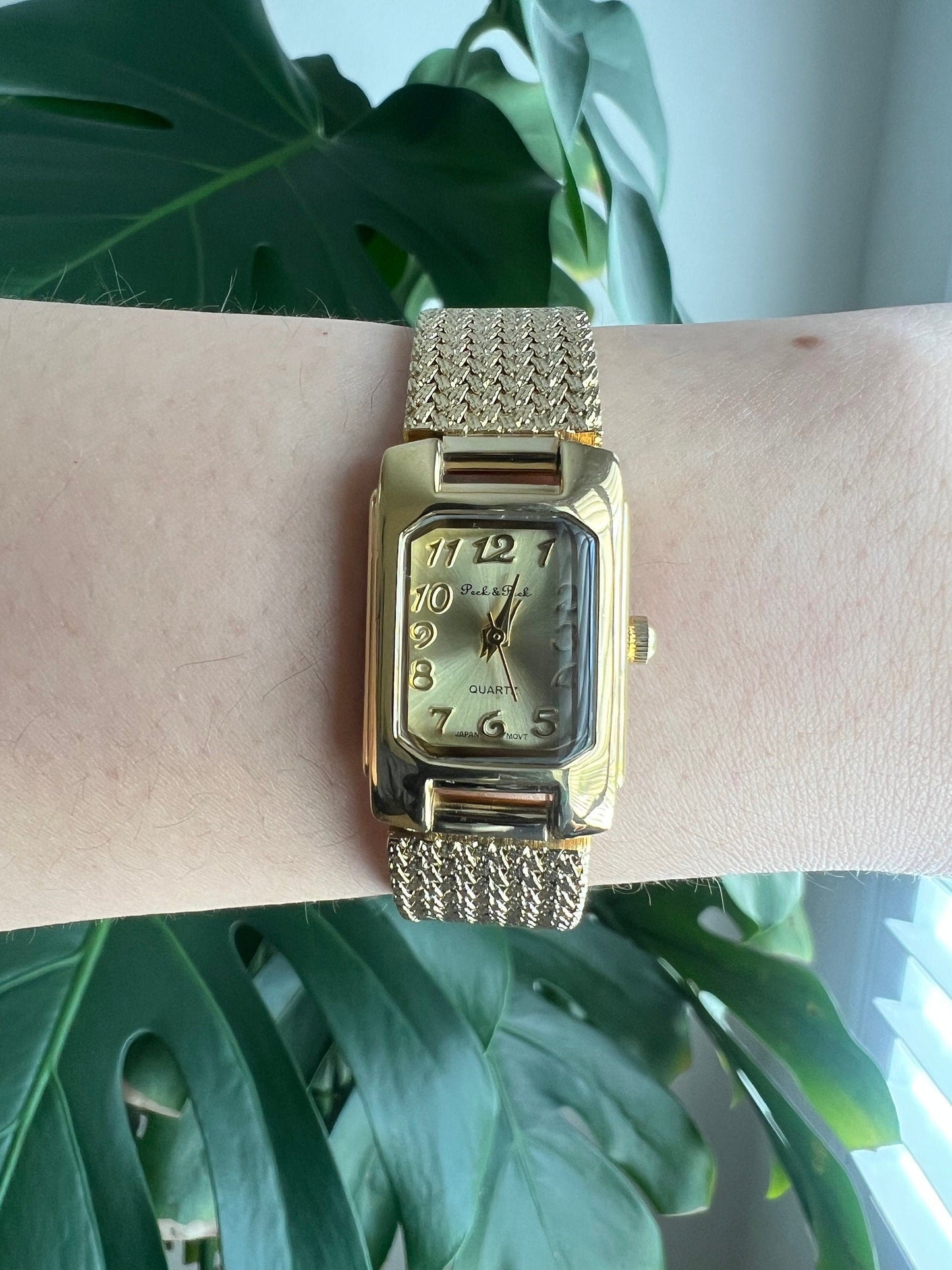 Vintage Peek & Peek Dainty Women’s Watch | Boxy Gold Dial | Gold Tone