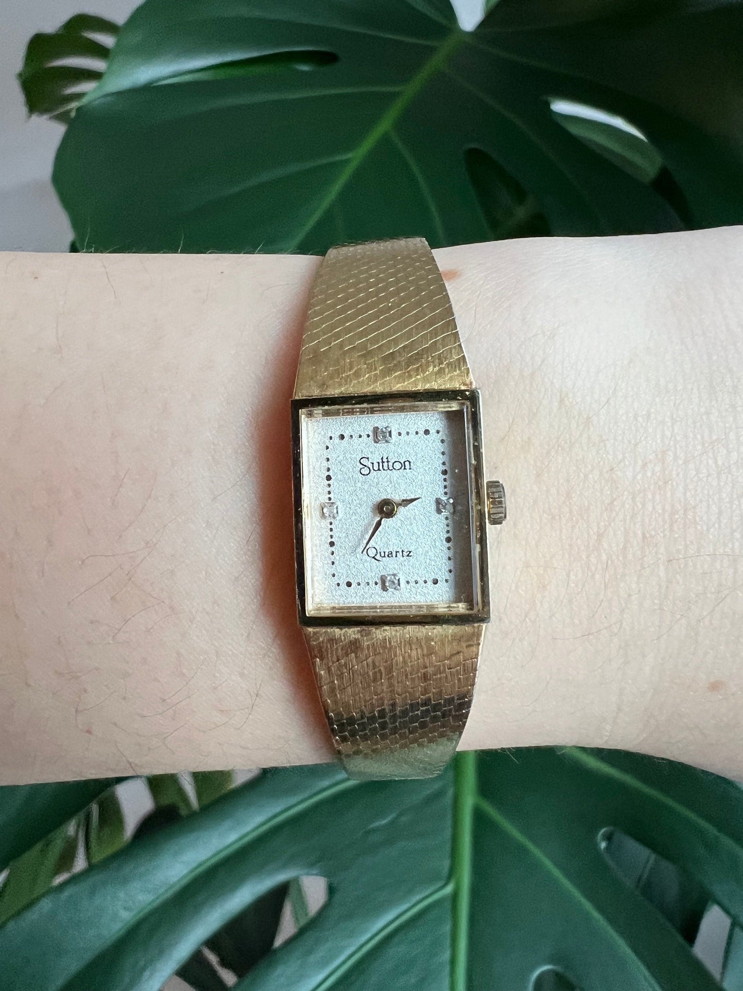 Vintage Sutton Dainty Women’s Watch | Gold Rectangle Dial | Gold Tone