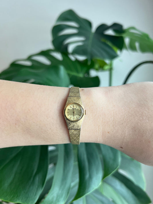 Vintage Pulsar Dainty Watch | Round Gold Dial | Gold Tone | Non-Working