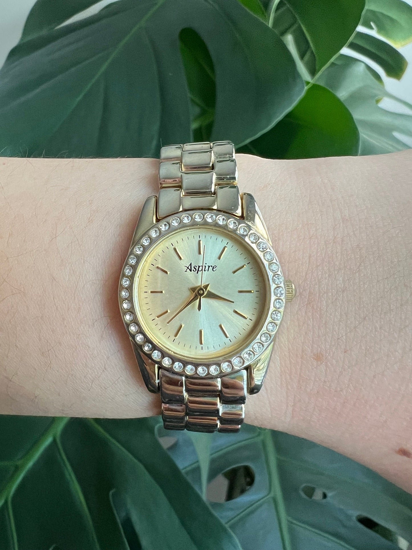 Vintage Aspire Women’s Watch | Round Gold Dial | Crystal Bezel | Gold Tone