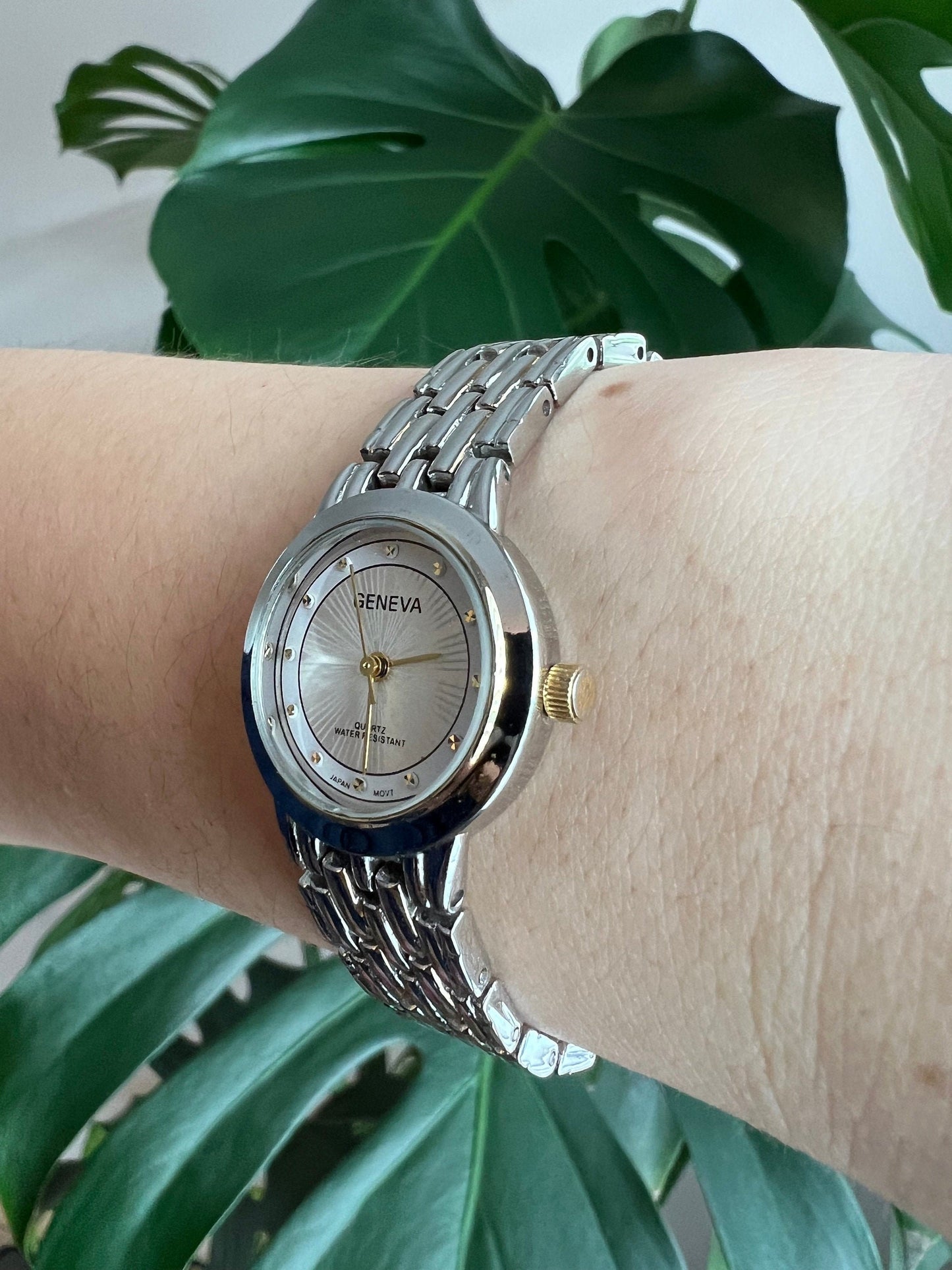 Vintage Geneva Dainty Women’s Watch | Round Dial | Silver Tone