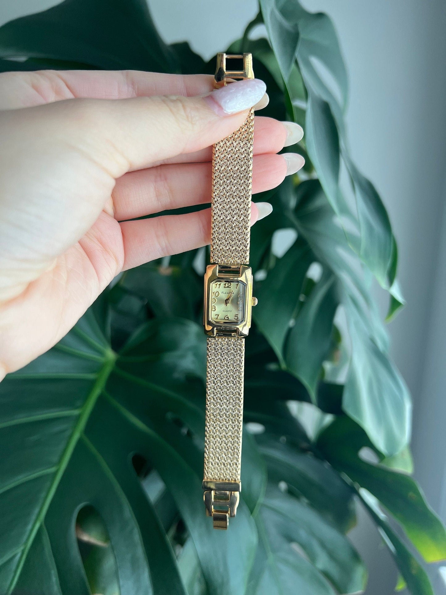 Vintage Peek & Peek Dainty Women’s Watch | Boxy Gold Dial | Gold Tone