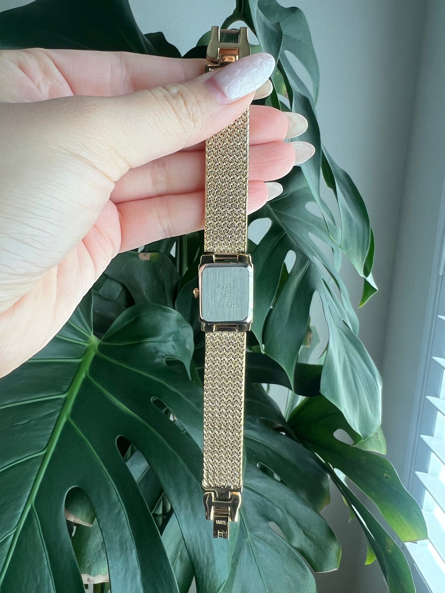 Vintage Peek & Peek Dainty Women’s Watch | Boxy Gold Dial | Gold Tone