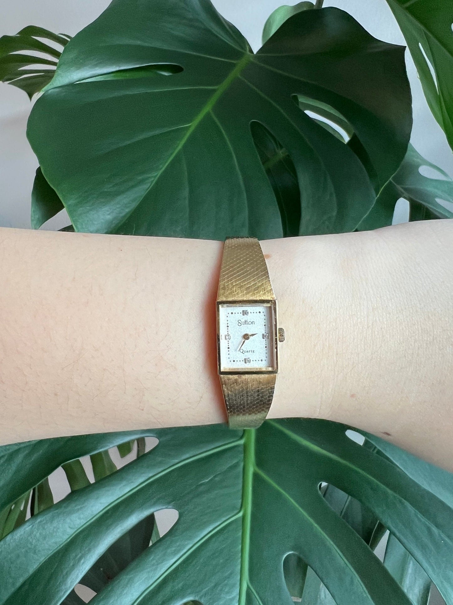 Vintage Sutton Dainty Women’s Watch | Gold Rectangle Dial | Gold Tone