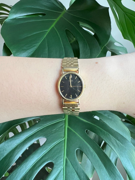 Vintage Seiko  Dainty Women’s Watch | Black Oval Dial | Gold Tone