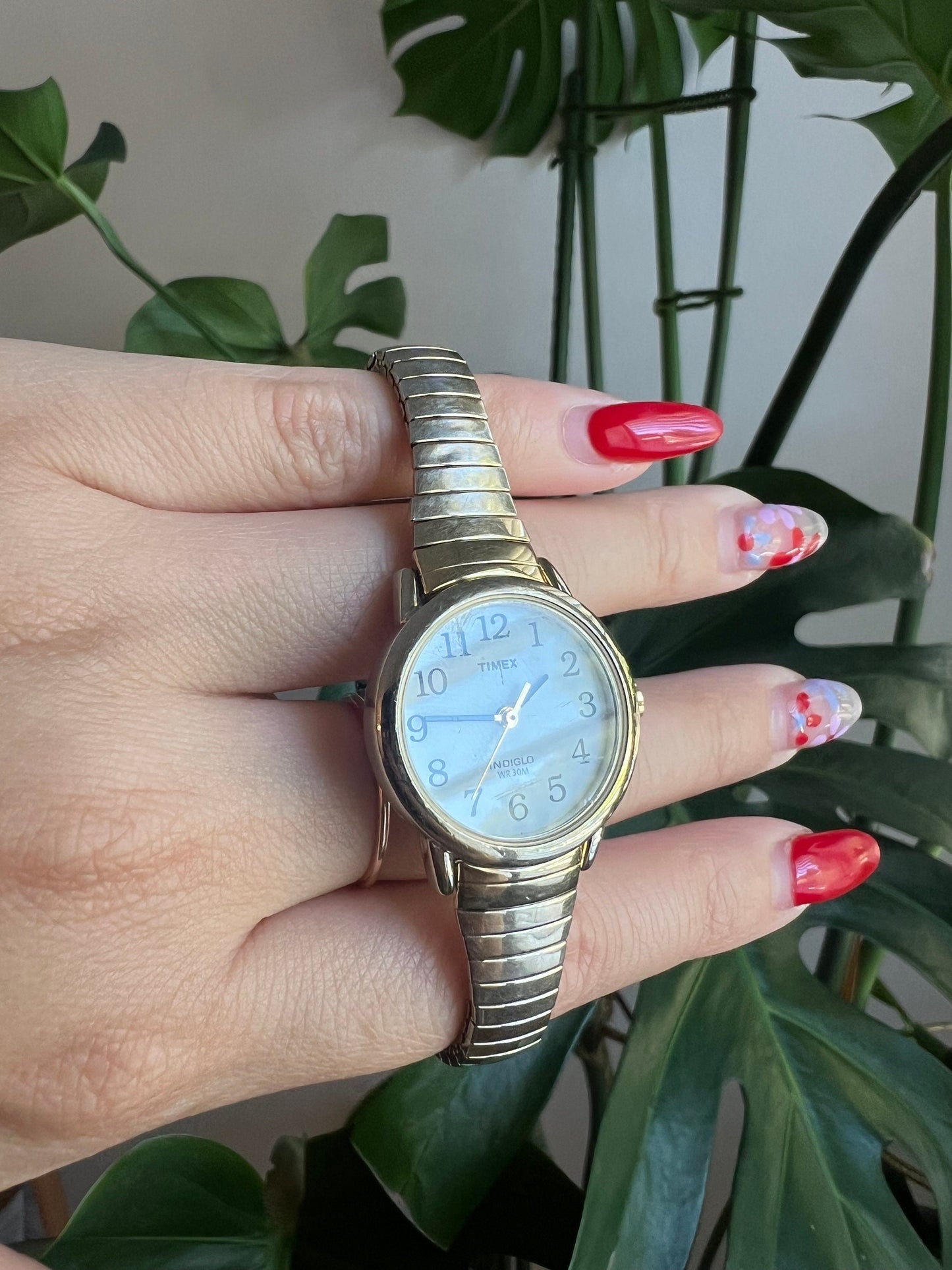 Vintage Timex Indiglo Dainty Women’s Watch | Round White Dial | Gold Tone | Stretchy Band