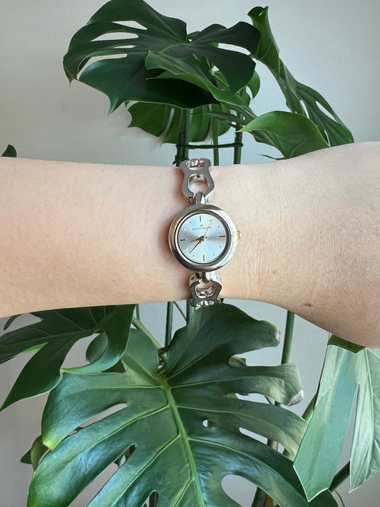 Vintage Armitron Dainty Women’s Watch | Tank Brown Dial | Brown Tone