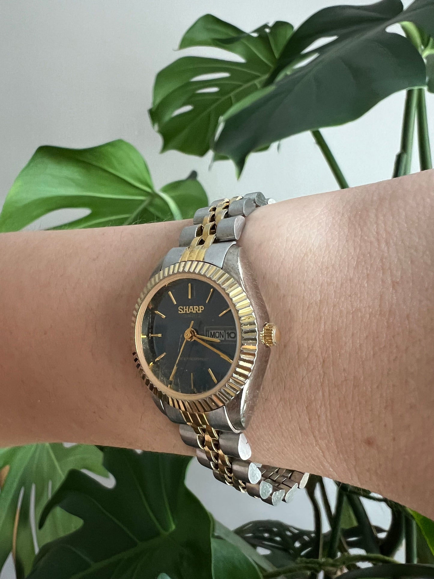 Vintage Sharp Dainty Women’s Watch | Round Blue Dial | Gold Bezel | Gold/Silver Tone